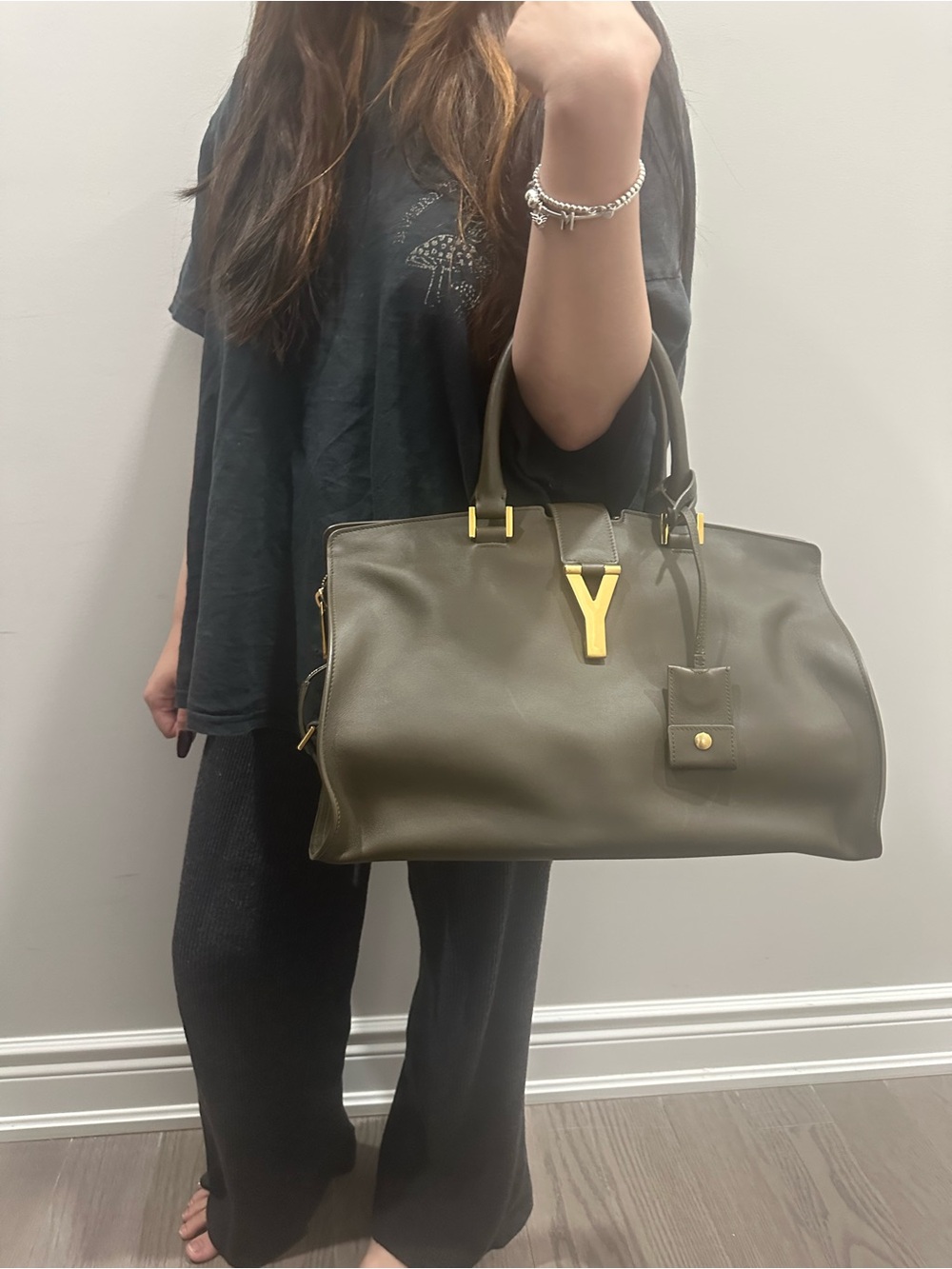 Saint Laurent olive green Leather Sac de Jour Top Handle Bag - Picture 4 of 4